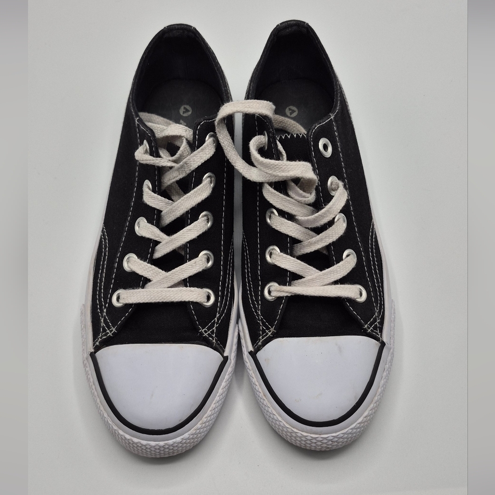 Airwalk Black Canvas Low-Top Sneakers with White Details